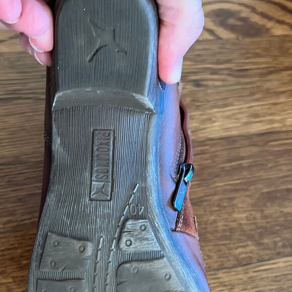 The Perfect Pair of Pikolinos Booties w Side Zip - 40 EU/9 US - AS NEW - Rare - Picture 11 of 13